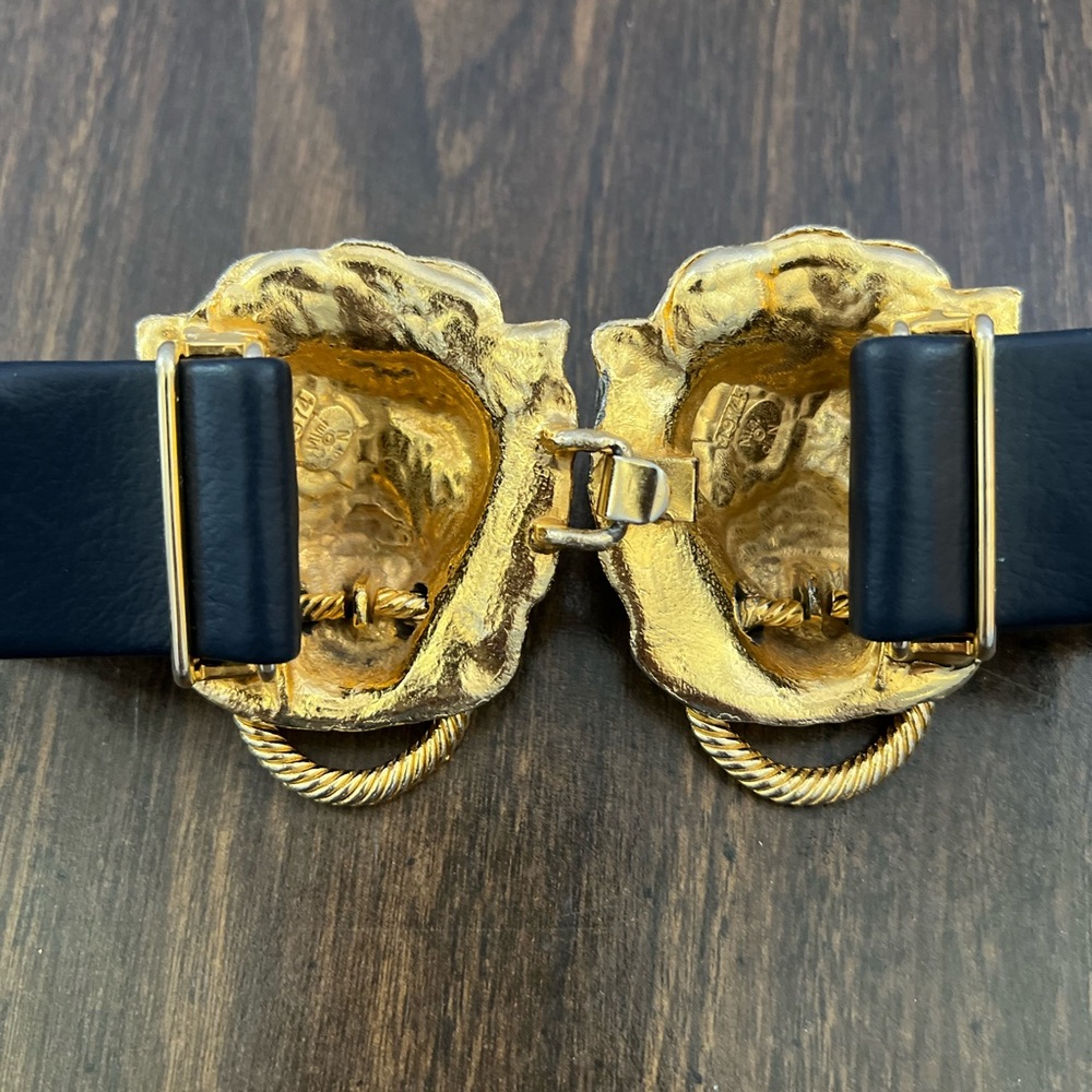 🌿SOLD🌿 Vintage 1974 Gold Brass Lion’s Head Knocker Blue Leather Waist Belt 🦁 - Picture 6 of 7